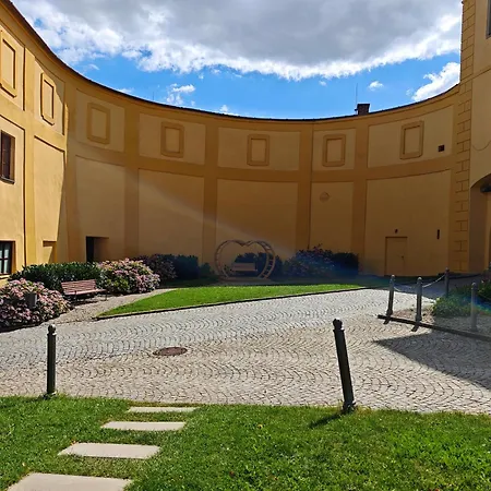 Villa U Pekla